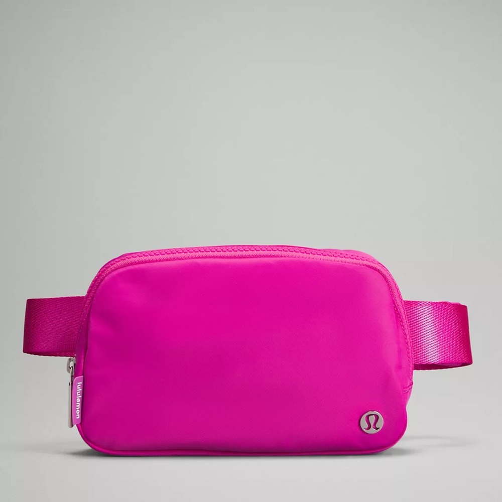 NWT Lululemon Everywhere Belt Bag 1L Sonic Pink